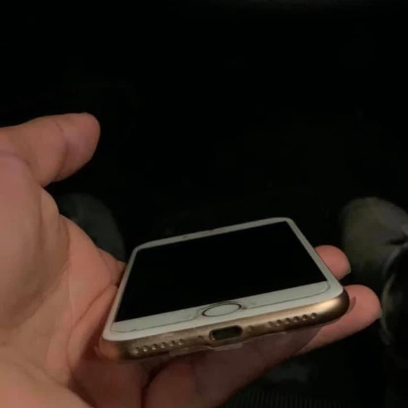 IPhone 8 - Picture 5 of 5